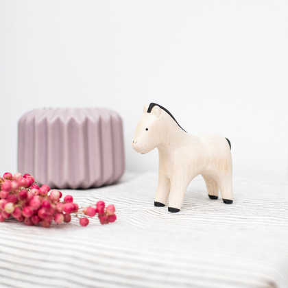 Pole pole - le poney
