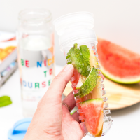 Gourde avec infuseur - Be nice to yourself