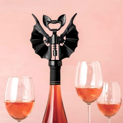 Bottle opener - Vino, the bat