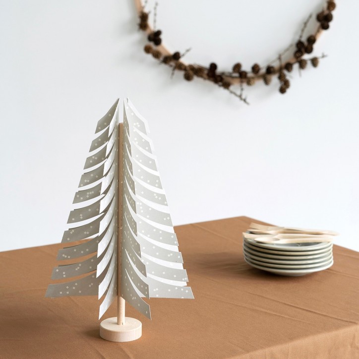 DIY decoration - Tree (oak)