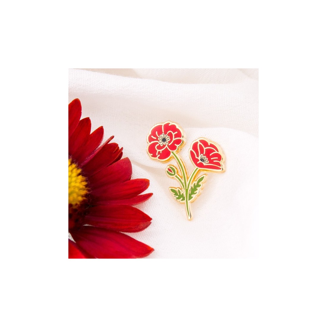 Enamel pin - Field poppy