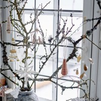 Set de déco à suspendre - Sapins en bois