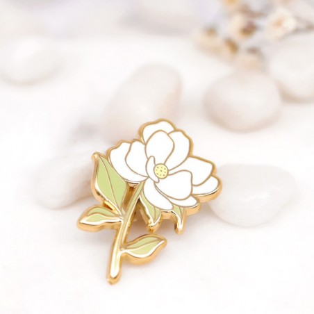 Enamel pin - Magnolia