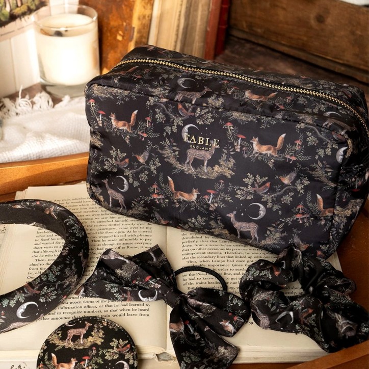 Trousse de toilette - A night's tale woodland 