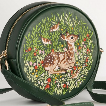 Sac à main brodé - Resting fawn
