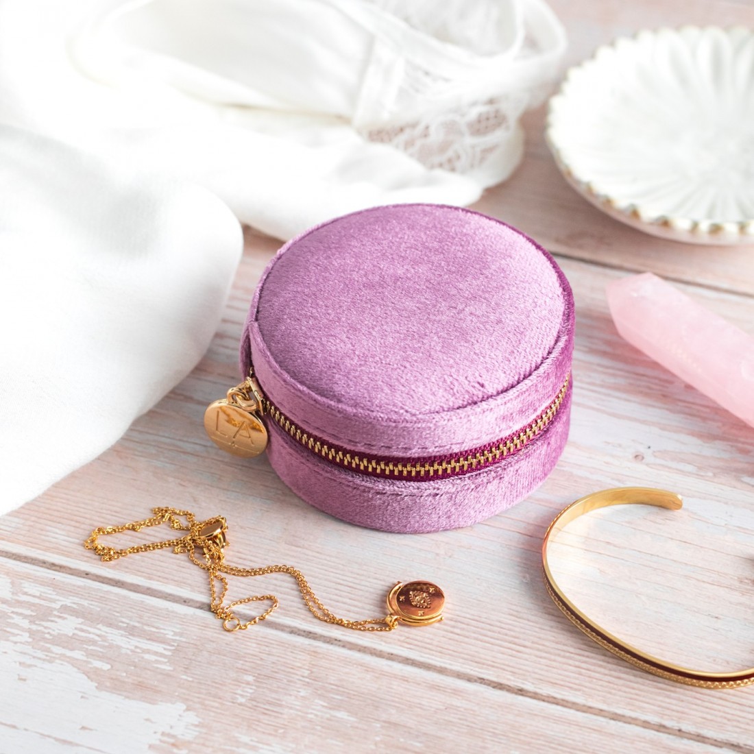 Round travel jewellery case - Mauve velvet Round travel jewellery case - Mauve velvet