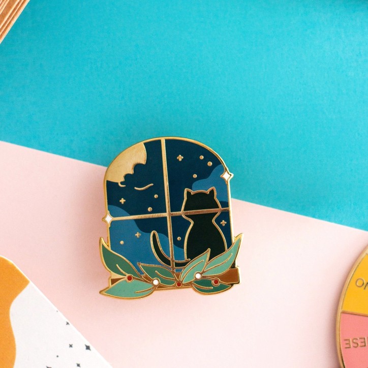 Enamel pin - Cat window