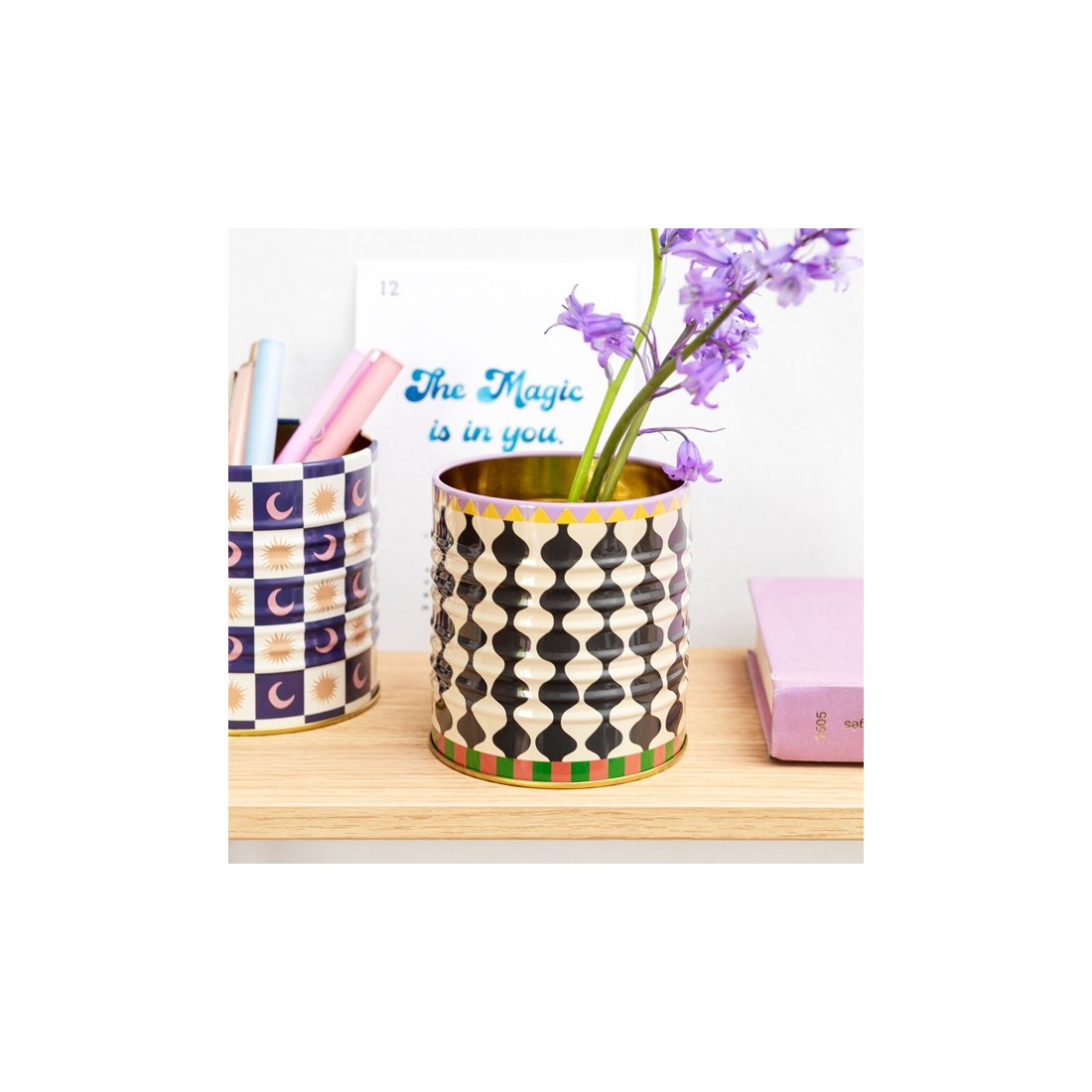 Pot en métal - Adopo (black & white wavy)