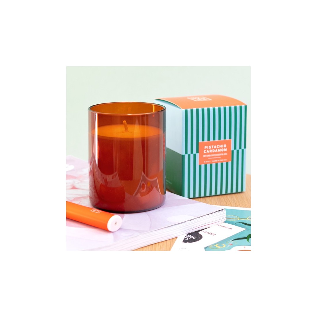 Scented candle - Pistachio + cardamom