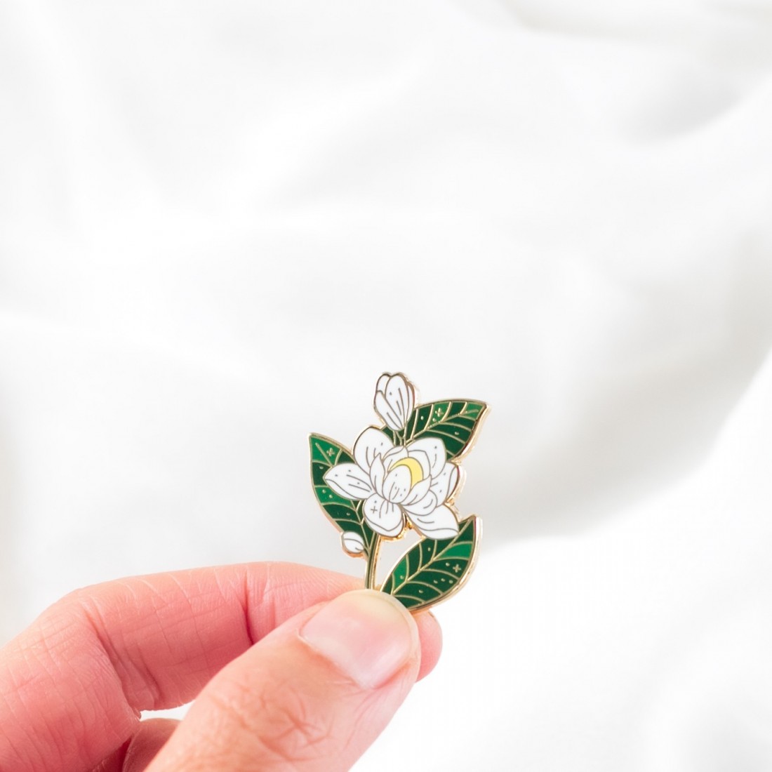 Enamel pin - Magnolia