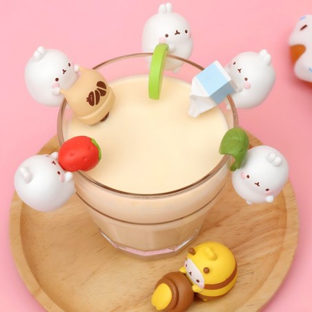 Collectible figurine - Molang cup