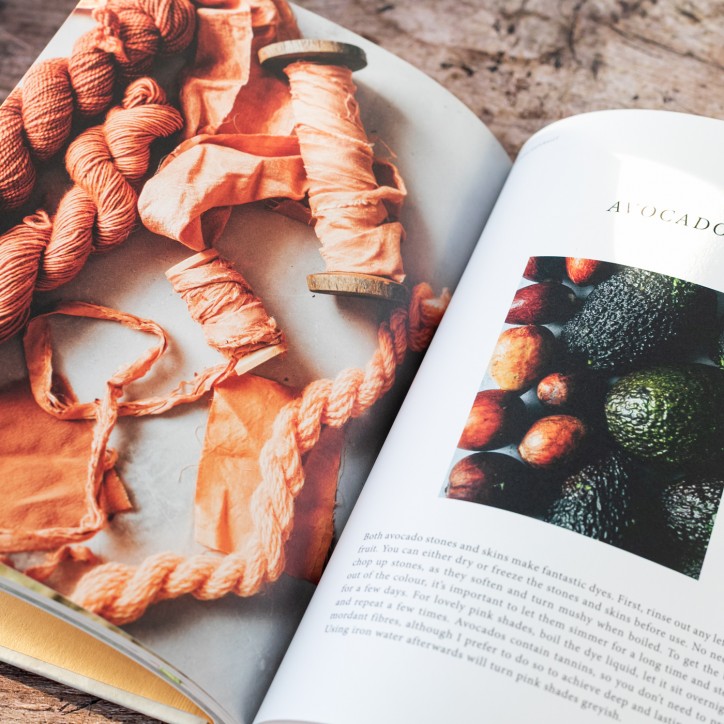 Livre Dyeing naturally - Emma Kylmälä Teinture végétale
