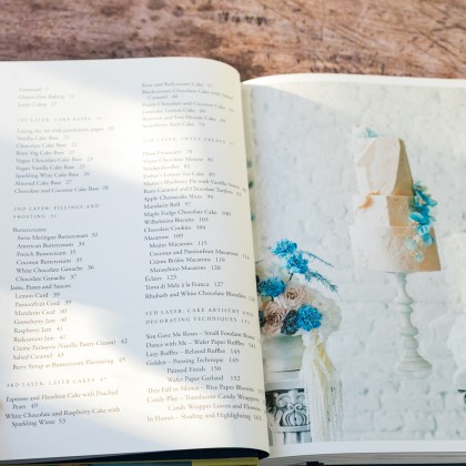 Book - Queen of the Cakes Book - Queen of the Cakes