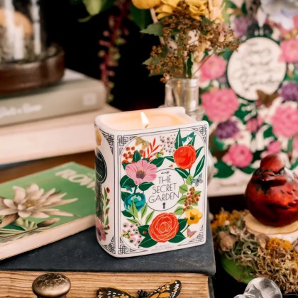 Bougie parfumée livre en céramique  - The secret garden