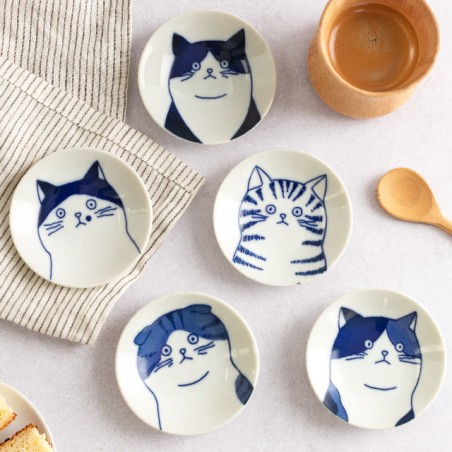 Set of 5 porcelain bowls - Japanese cat