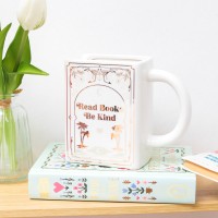 Mug livre - Read books, be kind (blanc)