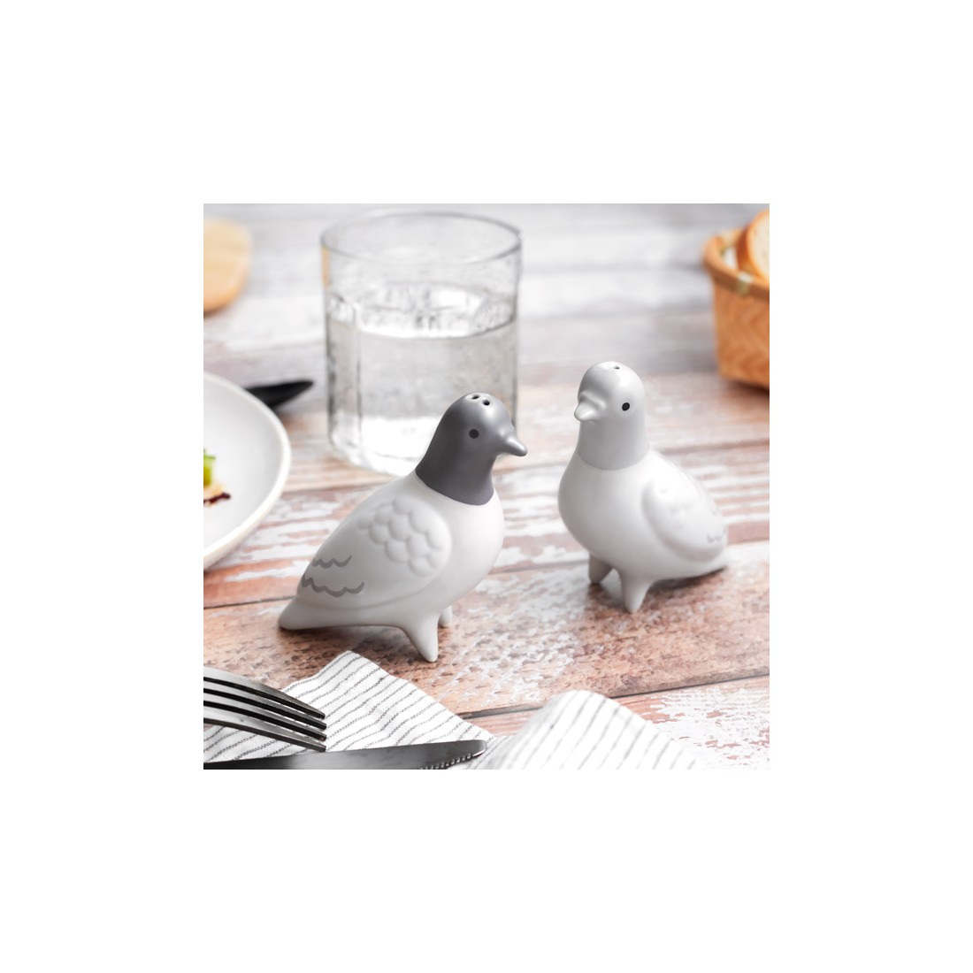 Salière et poivrière - Pigeons