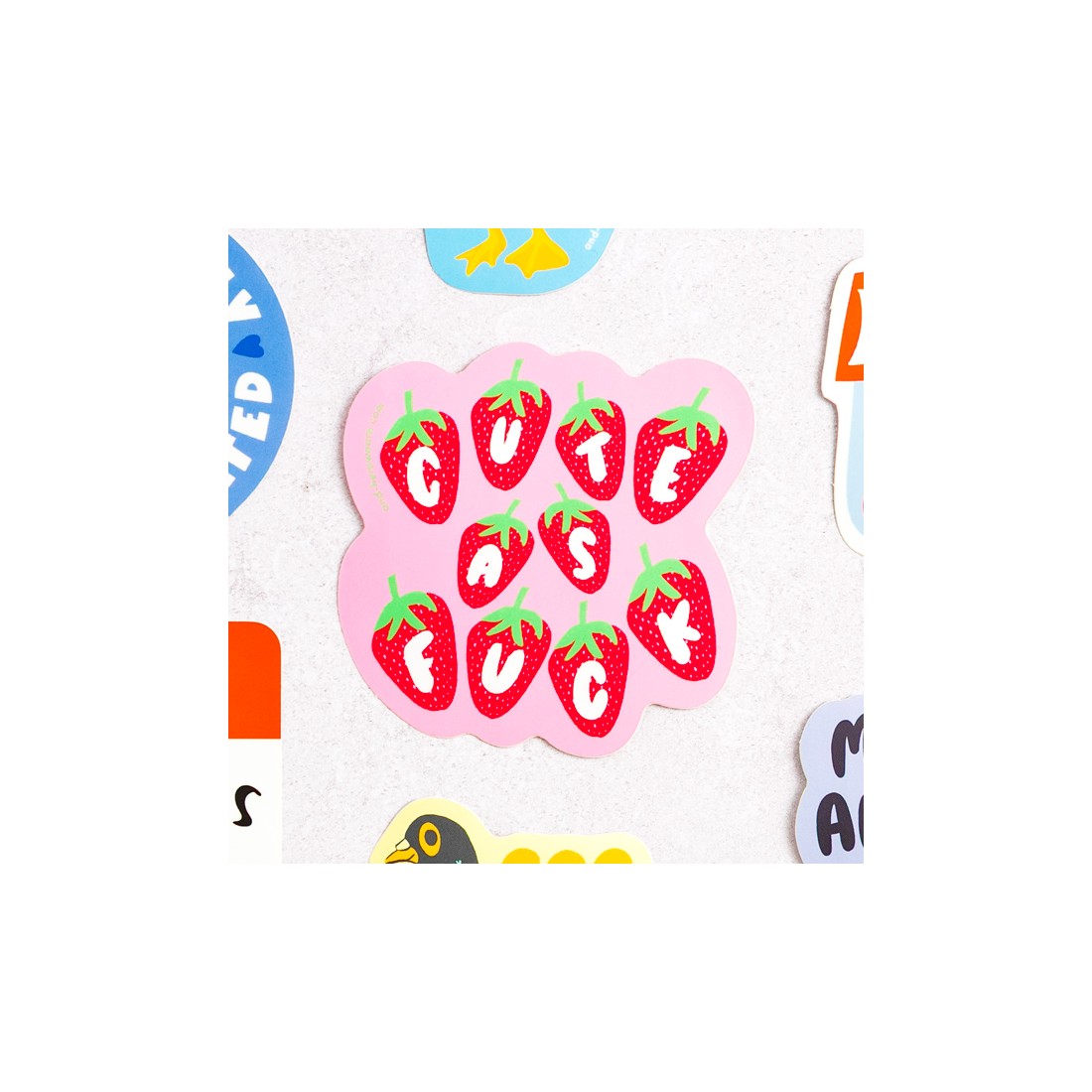 Grand sticker - Fraises Cute as fuck