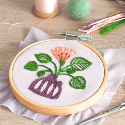 Kit de broderie Mini Labo - Vase