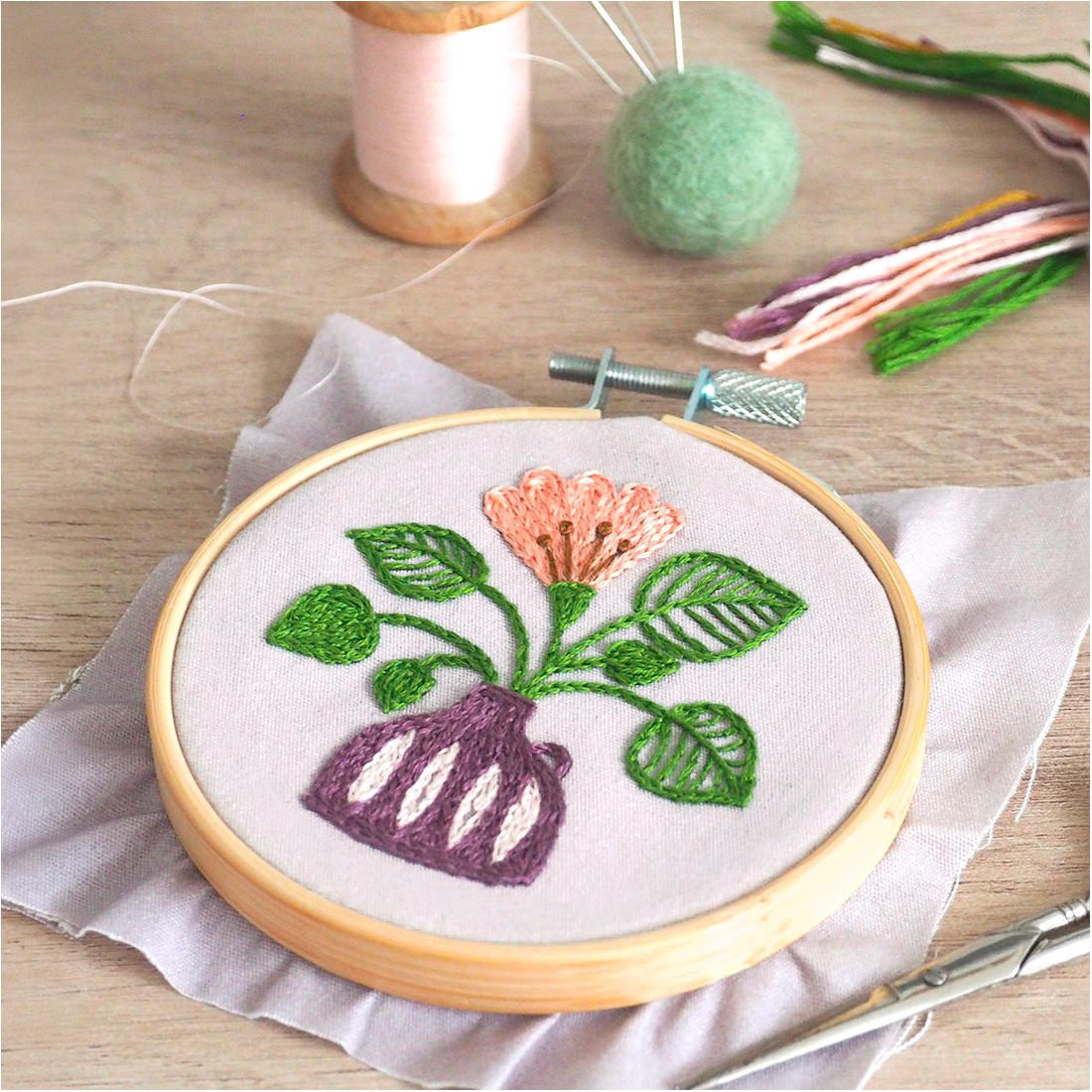 Kit de broderie Mini Labo - Vase