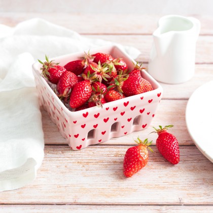 Berry basket - Pink heart