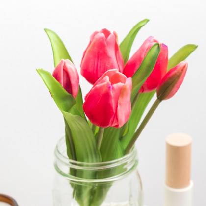 Bouquet de 5 tulipes réalistes (soft touch) - Fuschia