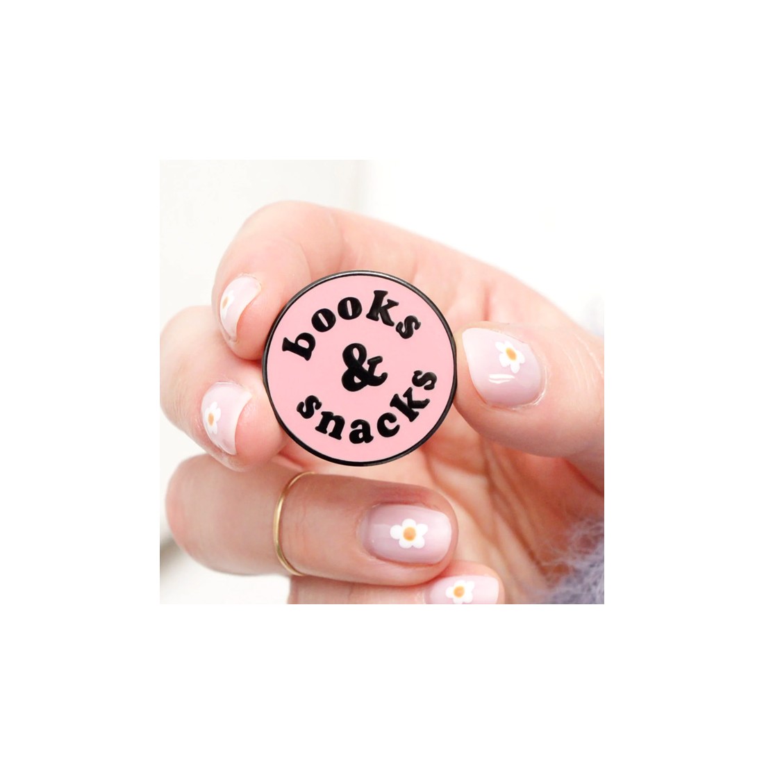 Pin's - Books & snacks