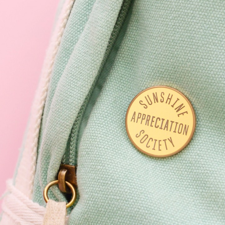 Pin's - Sunshine appreciation society - Soleil